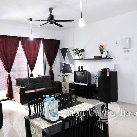 Rizqi Muslim Homestay Meru Casa Kayangan Ipoh Exterior photo